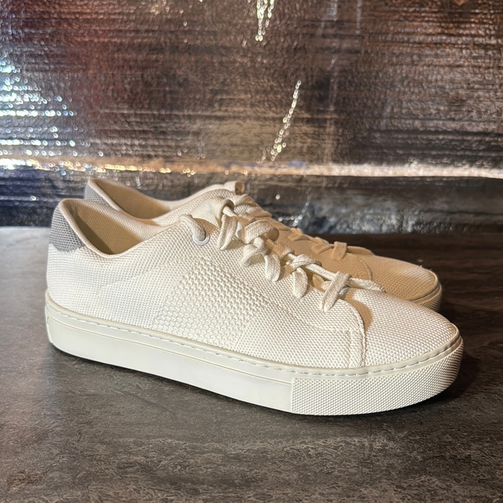 GREATS  Women's White Sneakers. Size 7.5